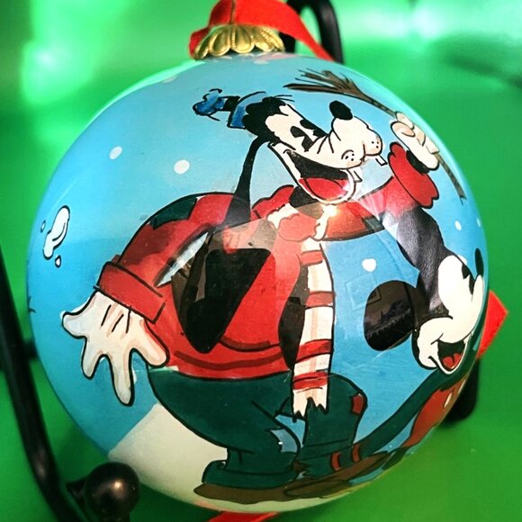 Disney Inside Reverse Painted Glass Christmas Ornament Mickey Minnie Donald Goof - Picture 6 of 12